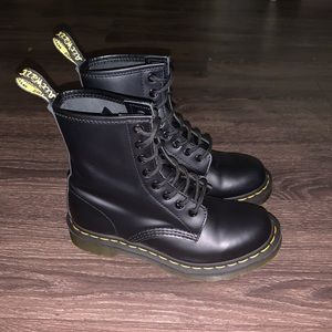 Dr. Martens Womens 1460 Smooth- Black- Size 6